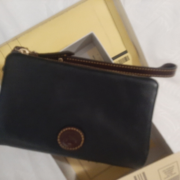Wallet - Picture 1 of 3